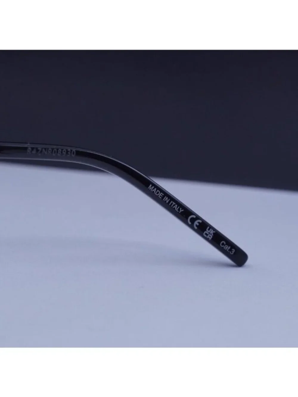 Saint Laurent SL637 001 Sunglasses Black Cat Eye Frame, Black Lenses